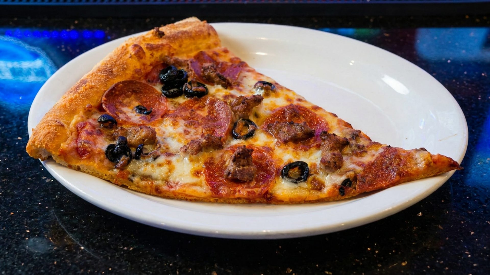 LEO'S LAIR PUB & EATS Rewards