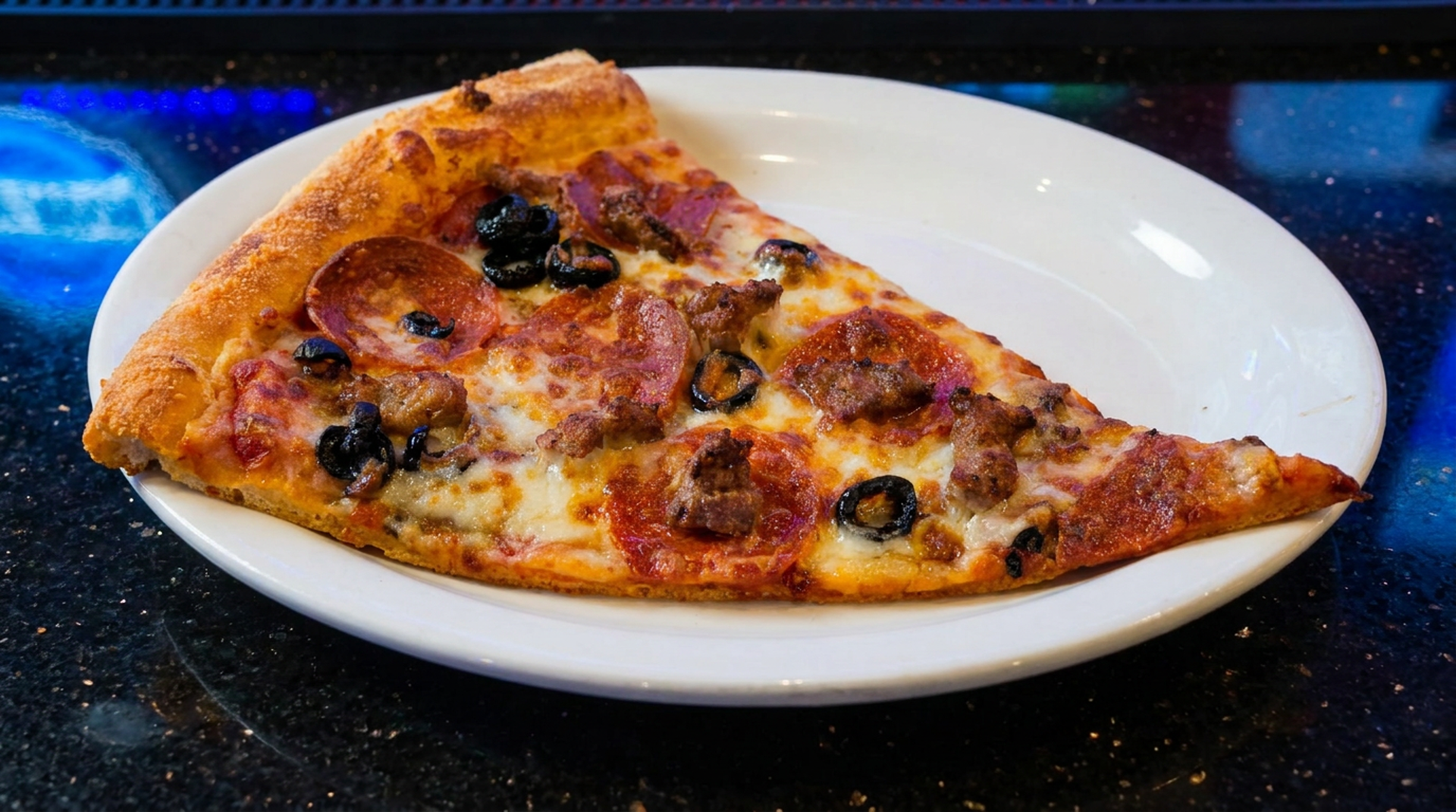 LEO'S LAIR PUB & EATS Rewards